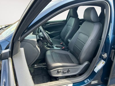 2021 Volkswagen Passat 2.0T R-Line
