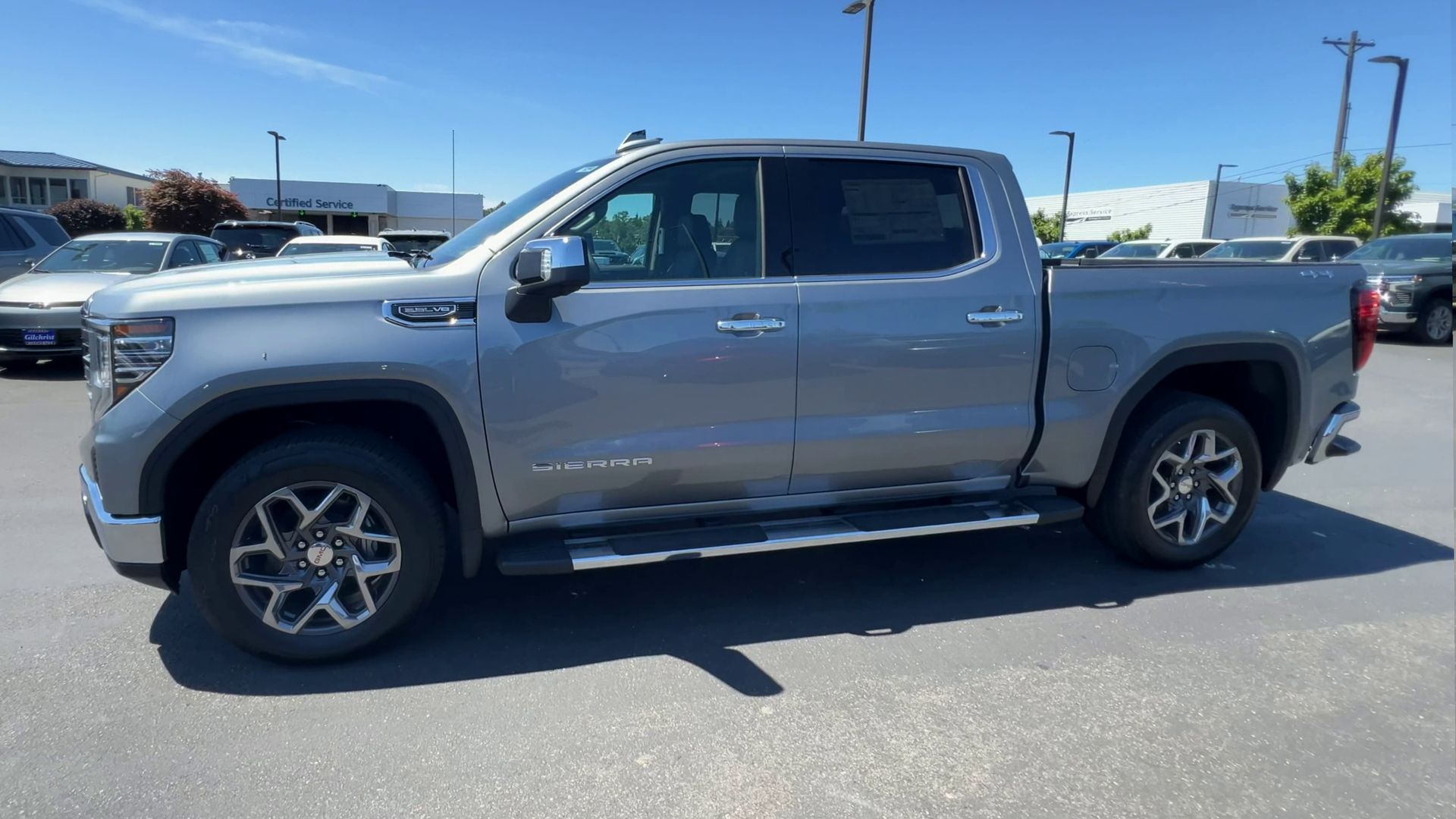 2026 GMC Sierra 1500 SLT