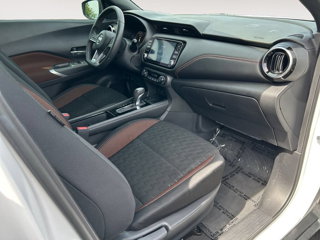 2021 Nissan Kicks SR Xtronic CVT