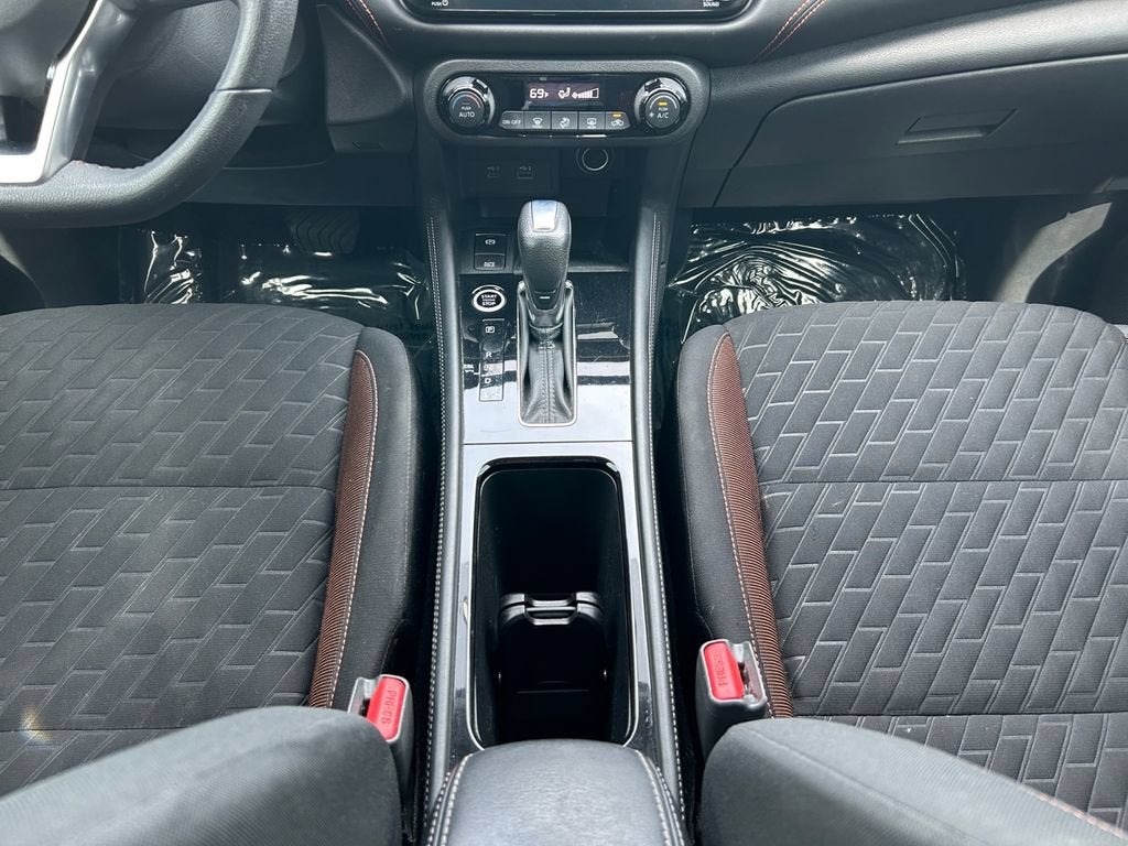 2021 Nissan Kicks SR Xtronic CVT