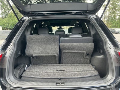 2023 Volkswagen Tiguan SE R-Line Black