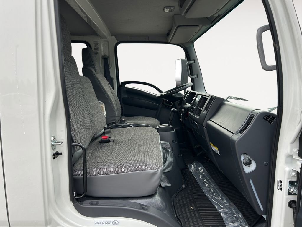 2025 Chevrolet Low Cab Forward 4500 MEDIUM ASH GRAY