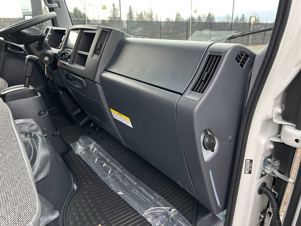 2025 Chevrolet Low Cab Forward 4500 MEDIUM ASH GRAY