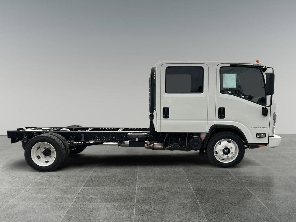 2025 Chevrolet Low Cab Forward 4500 MEDIUM ASH GRAY