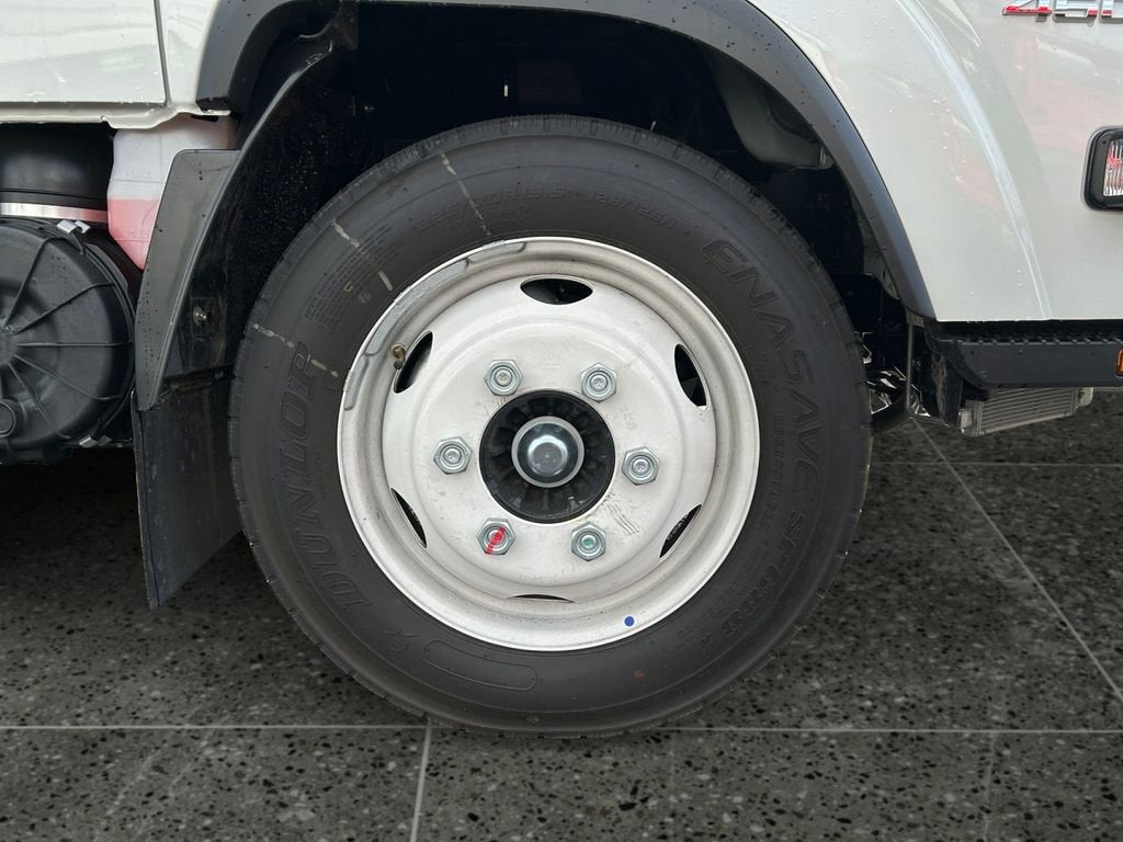 2025 Chevrolet Low Cab Forward 4500 MEDIUM ASH GRAY