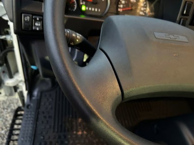 2025 Chevrolet Low Cab Forward 4500 MEDIUM ASH GRAY