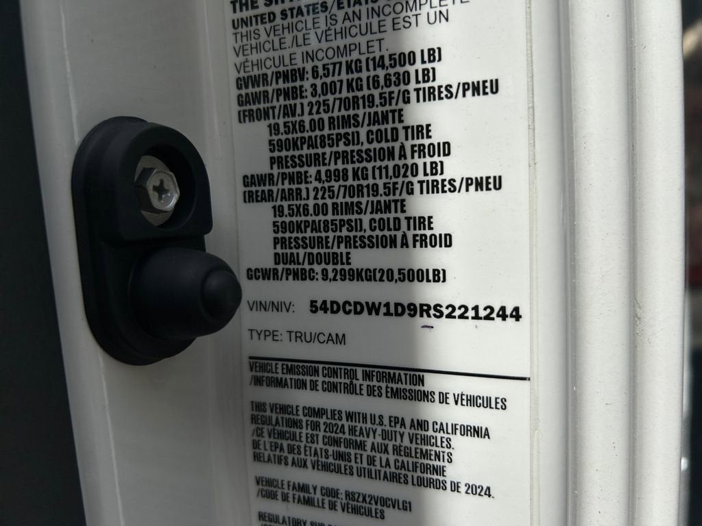 2024 Chevrolet Low Cab Forward 4500 MEDIUM ASH GRAY