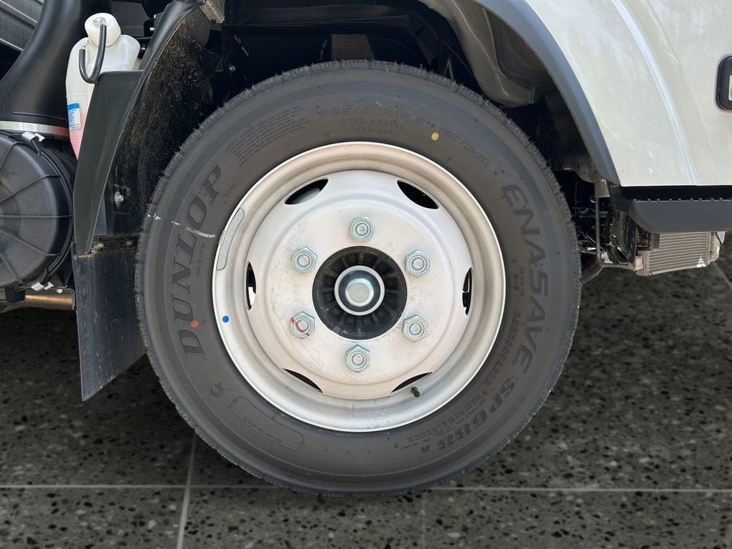 2024 Chevrolet Low Cab Forward 4500 MEDIUM ASH GRAY