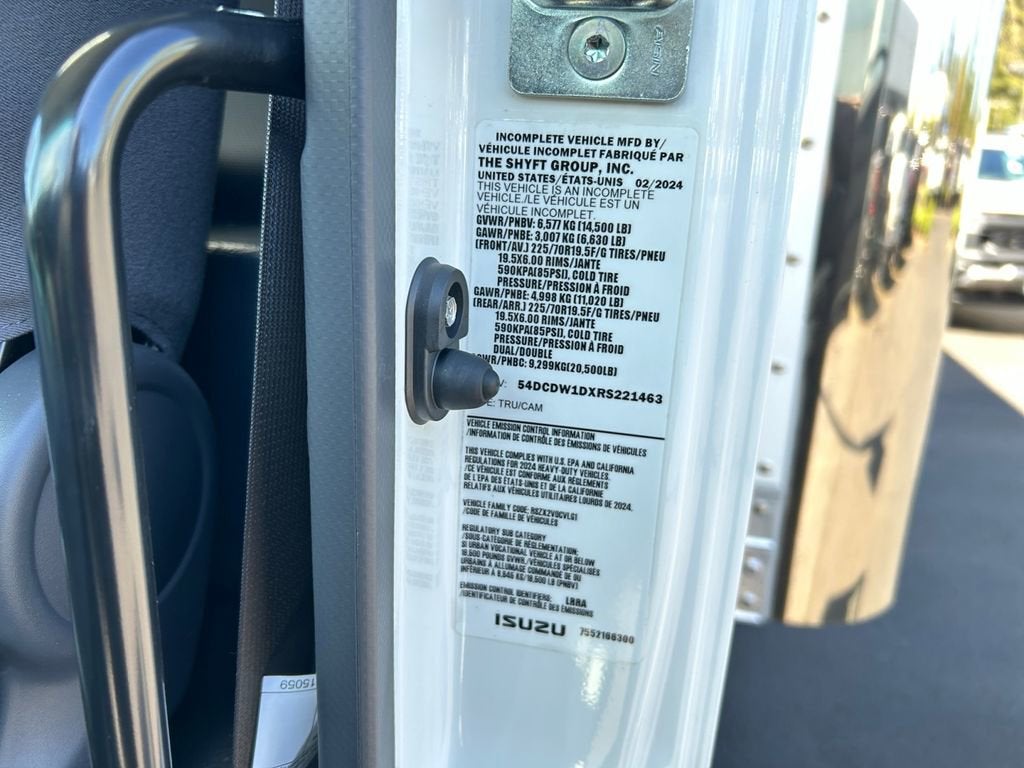 2024 Chevrolet Low Cab Forward 4500 Base