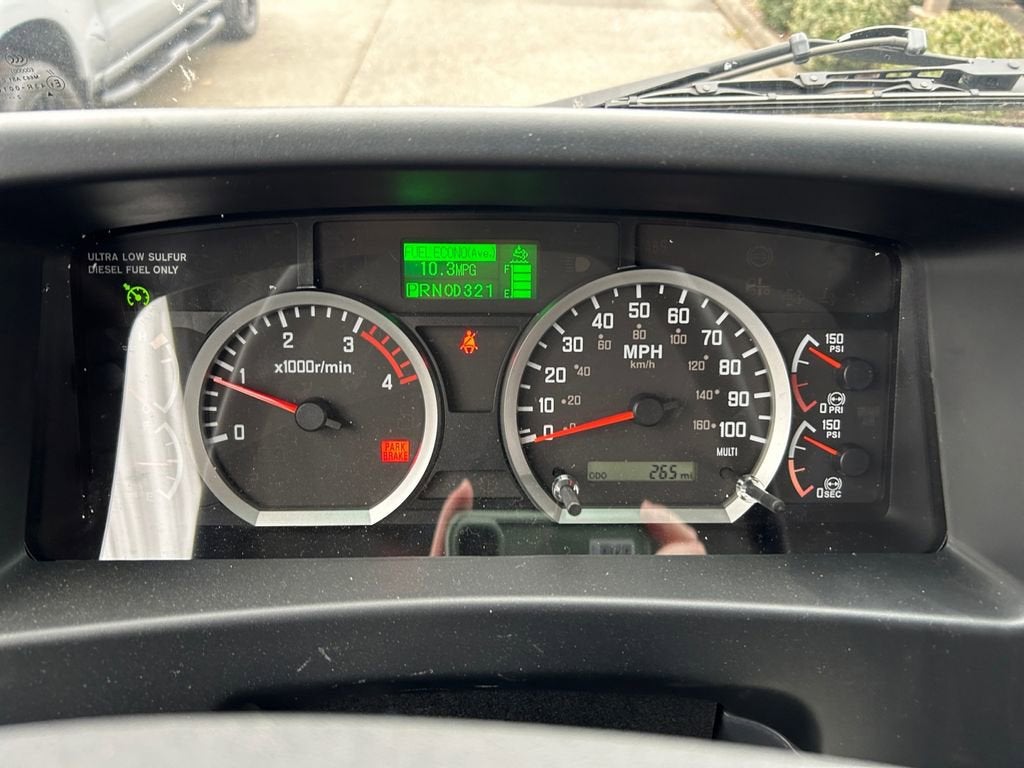 2024 Chevrolet Low Cab Forward 6500 XD MED ASH GRAY