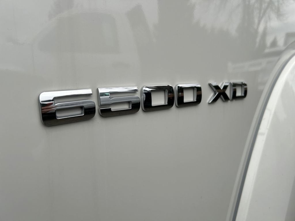 2024 Chevrolet Low Cab Forward 6500 XD MED ASH GRAY