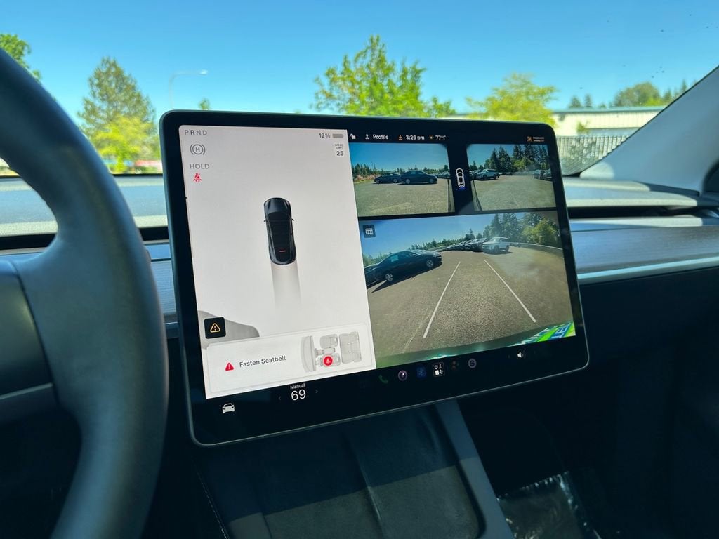 2024 Tesla Model Y Long Range