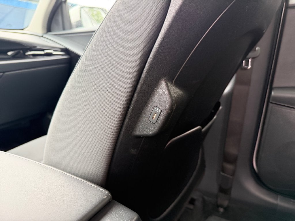 2025 Kia Niro LX