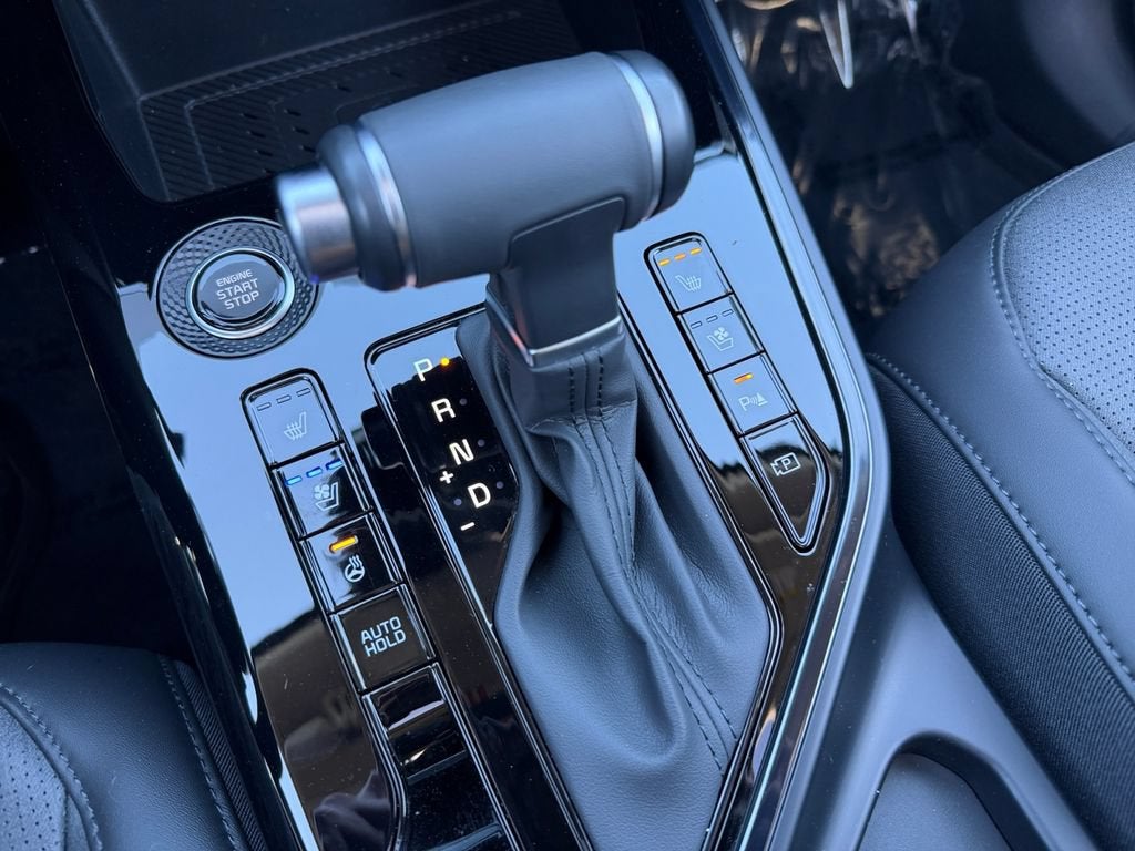 2025 Kia Niro SX