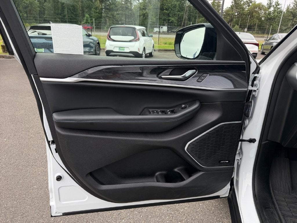 2022 Jeep Grand Cherokee Trailhawk 4xe
