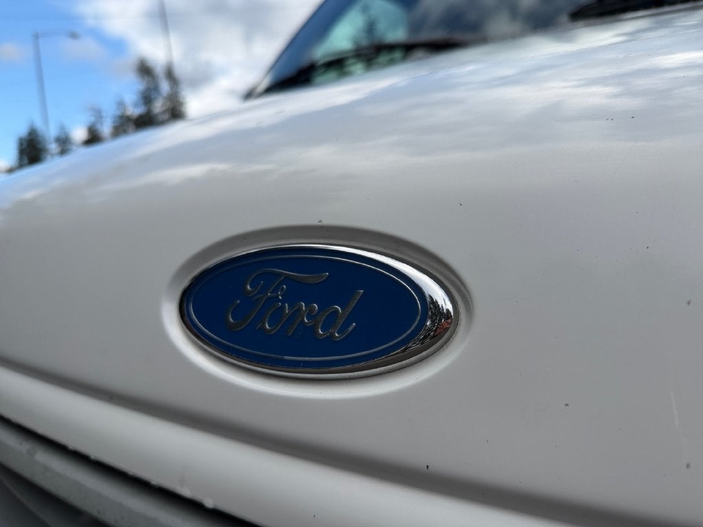 1997 Ford E-150 XL
