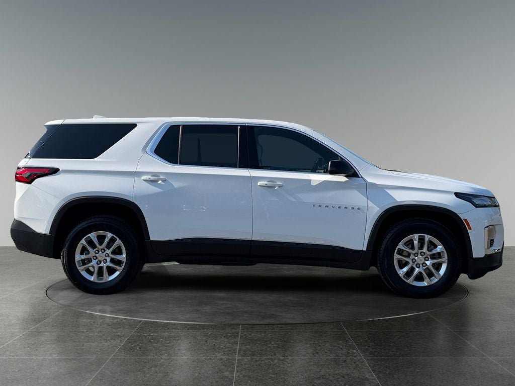 2022 Chevrolet Traverse LS