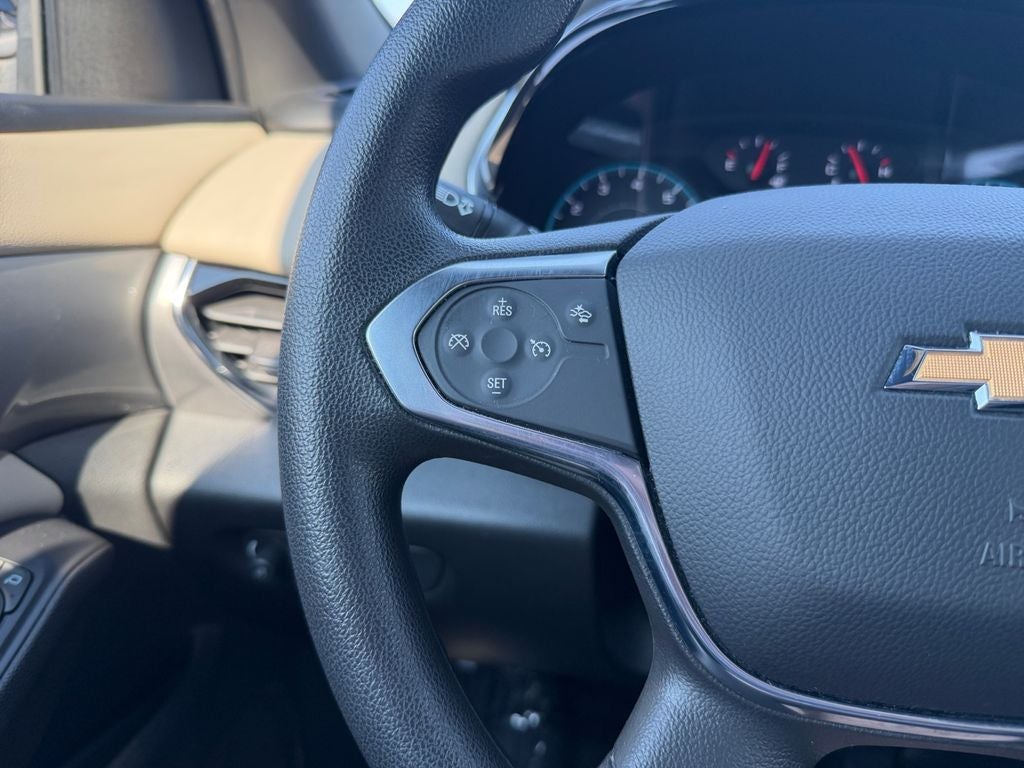 2022 Chevrolet Traverse LS