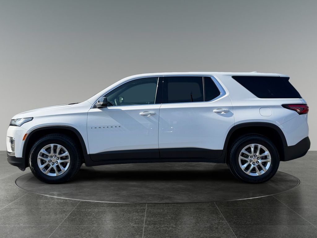 2022 Chevrolet Traverse LS