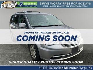 2015 Chrysler Town &amp; Country Touring