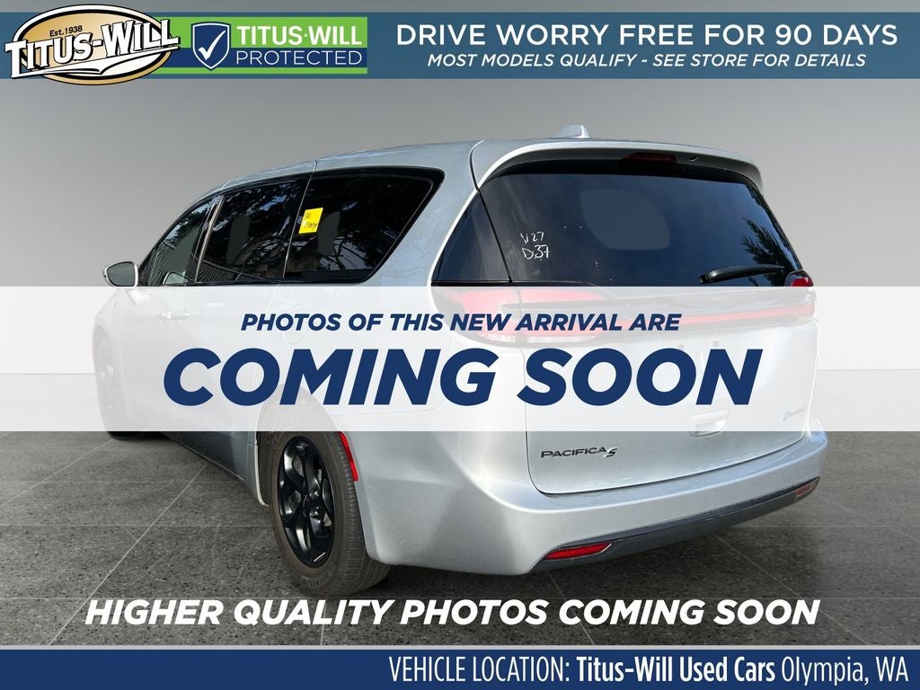 2022 Chrysler Pacifica Hybrid Touring L