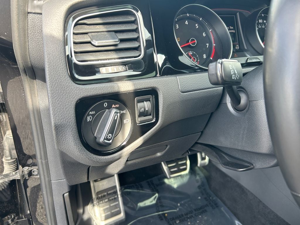 2019 Volkswagen Golf GTI 2.0T SE