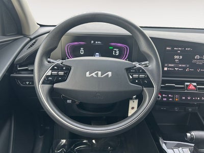2023 Kia Niro LX