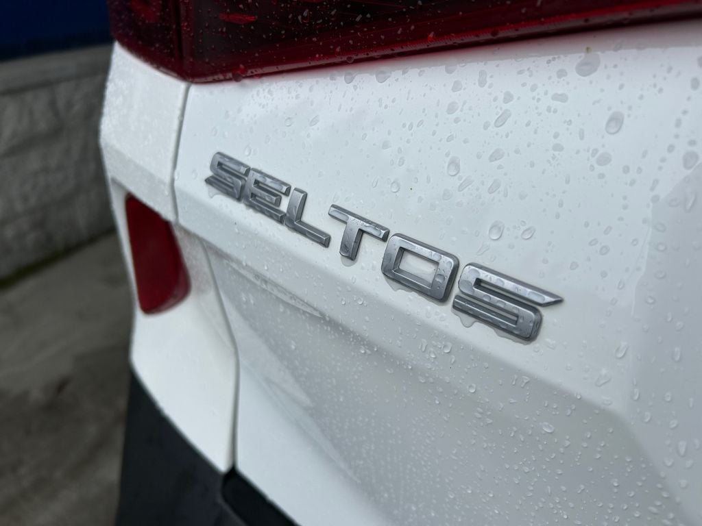 2023 Kia Seltos S