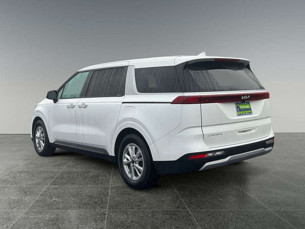 2024 Kia Carnival LX