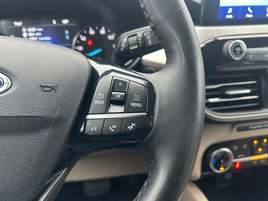 2022 Ford Escape SE Hybrid