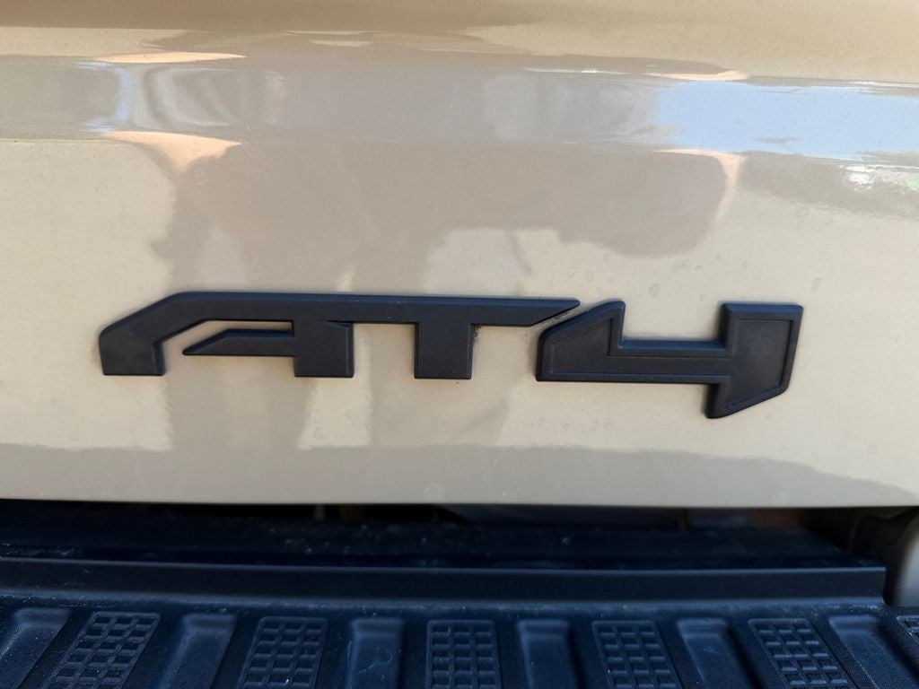 2023 GMC Sierra 1500 AT4