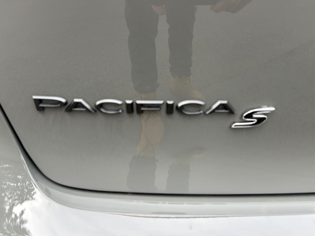 2025 Chrysler Pacifica Hybrid Select Premium S Appearance