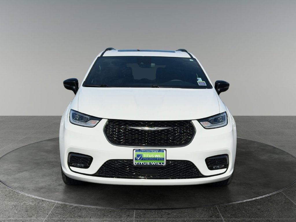 2024 Chrysler Pacifica Limited AWD