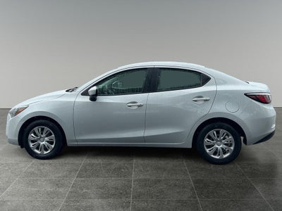 2020 Toyota Yaris L