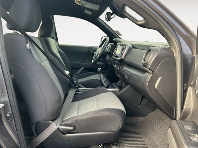 2022 Toyota Tacoma TRD Off-Road V6