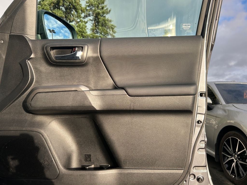 2022 Toyota Tacoma TRD Off-Road V6