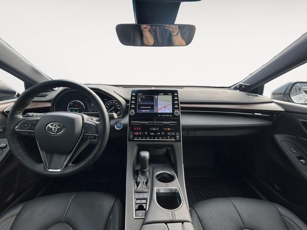 2022 Toyota Avalon Hybrid Limited