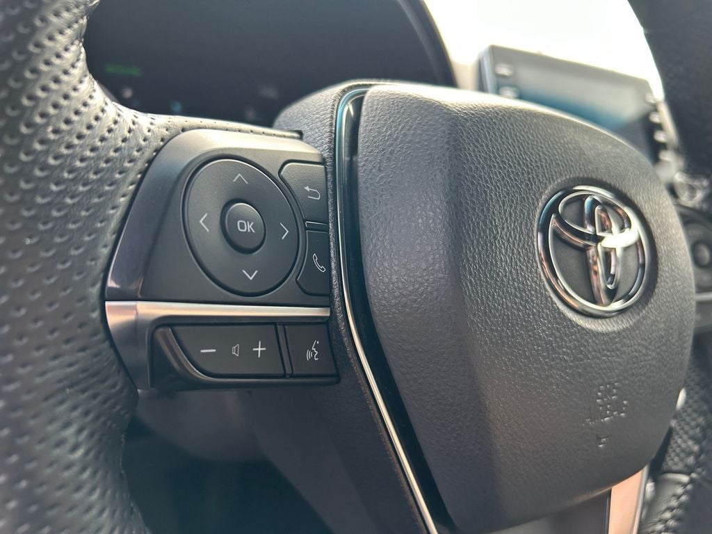 2022 Toyota Avalon Hybrid Limited