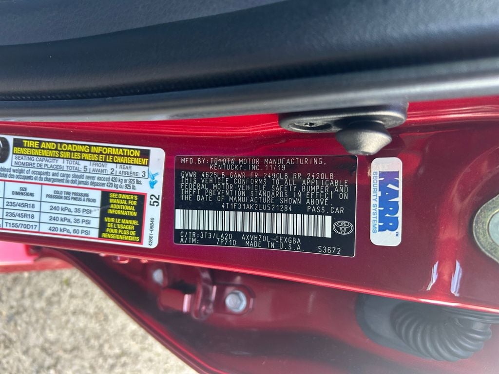 2020 Toyota Camry Hybrid XLE