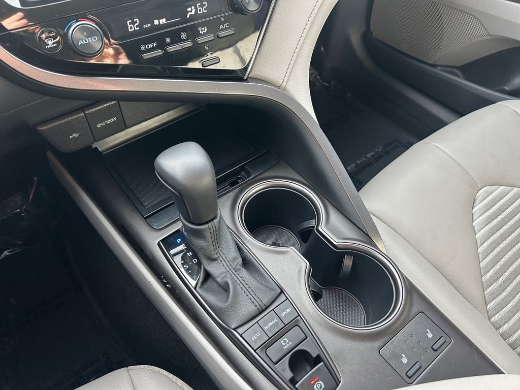 2024 Toyota Camry SE ALL-WHEEL DRIVE