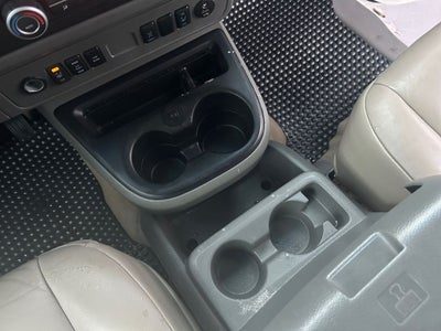 2014 Nissan NV Passenger SL