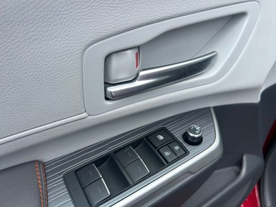 2024 Toyota Sienna XSE 7 Passenger