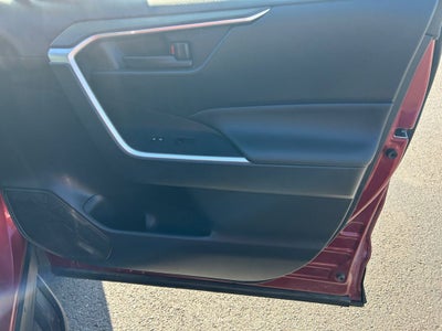 2023 Toyota RAV4 Hybrid LE