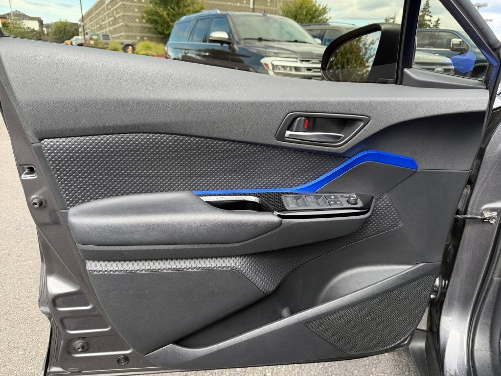 2021 Toyota C-HR XLE
