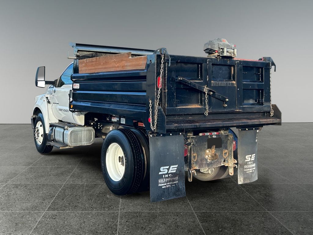 2023 Ford F-650SD Base