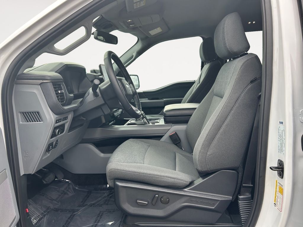 2024 Ford F-150 Lightning Flash