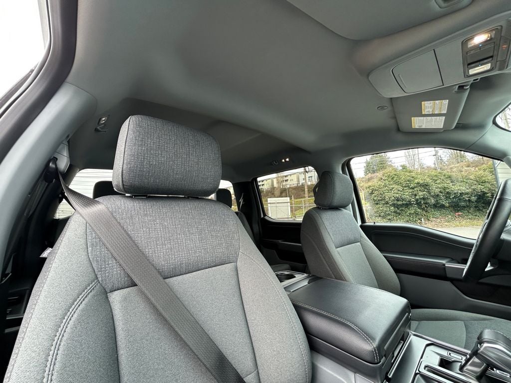 2024 Ford F-150 Lightning Flash