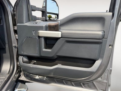 2022 Ford F-450SD Lariat DRW