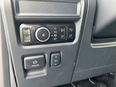 2025 Ford F-150 Platinum Hybrid