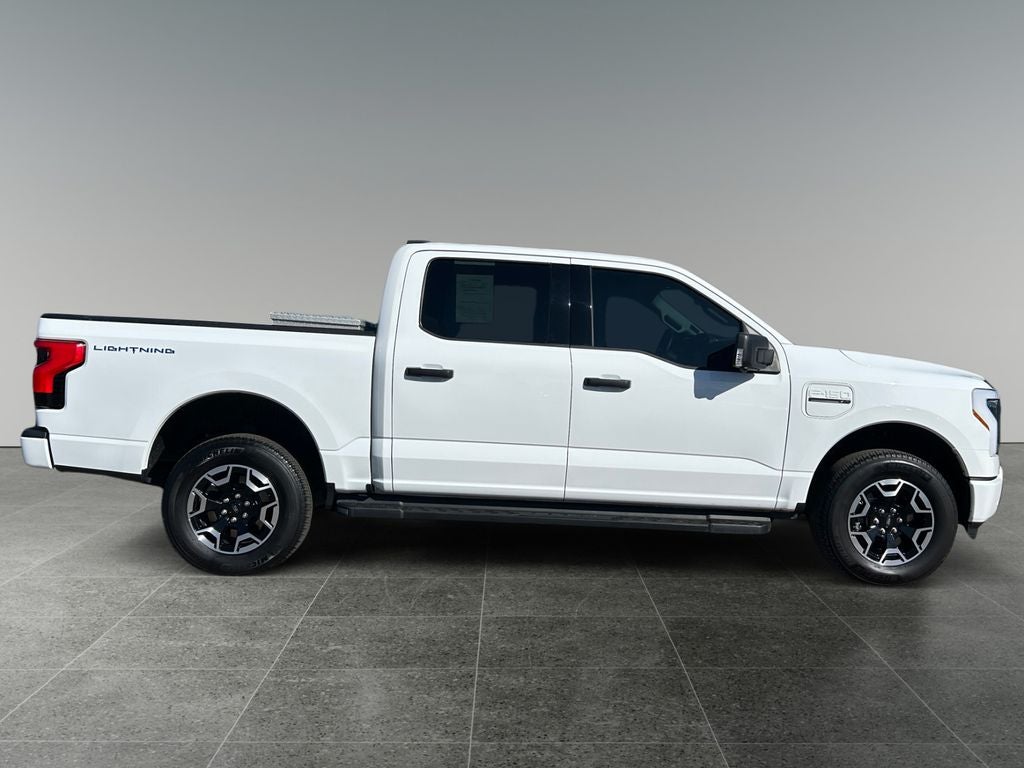 2023 Ford F-150 Lightning XLT